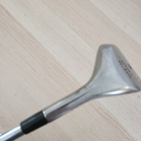 Silverline 746 Fairway 5 Wood 21° / RH / TT Lite Steel Shaft R-Flex 40.5"L - Picture 3 of 13